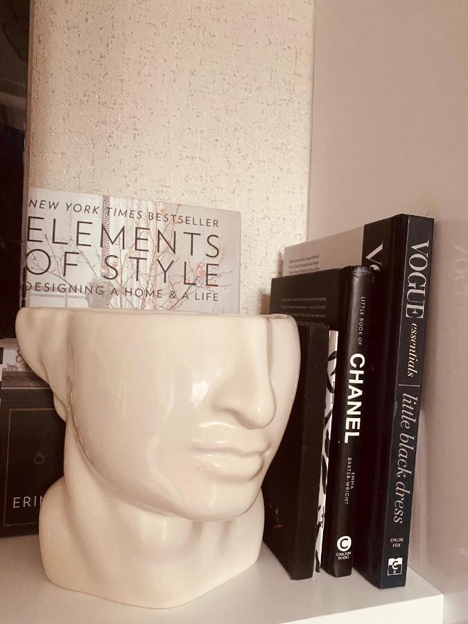 Fully Equipped Studio In The Heart Of Paris - Area Champs Elysees Екстериор снимка